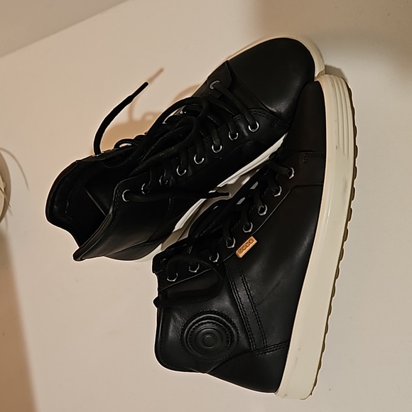 Ecco Womens Soft 7 Mid Cut Lace Black Leather Sneakers - Picture 3 of 8